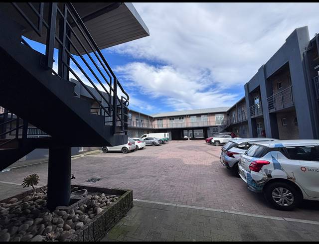 150M² OFFICE TO LET IN MARCONI BEAM INDUSTRIA